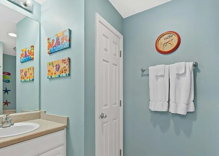 Holiday home Beachfront W Great Gulf View Balcony Wifi Shared Pools Hot Tub & Saunas *